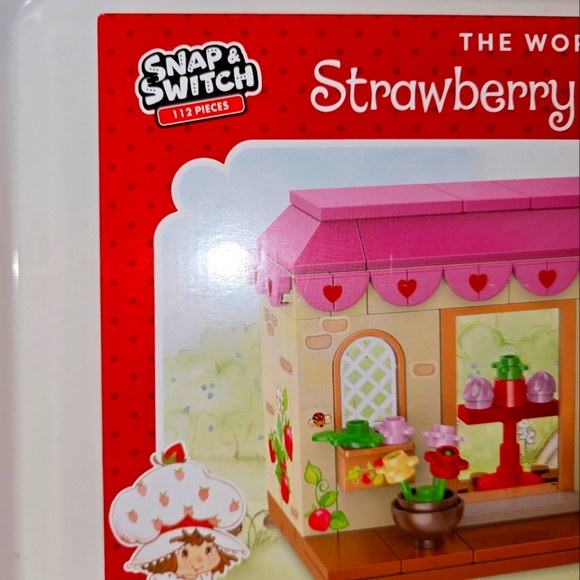 The World of Strawberry Shortcake 112 Piece Bakery Construction Set/ BNIB - Picture 2 of 13